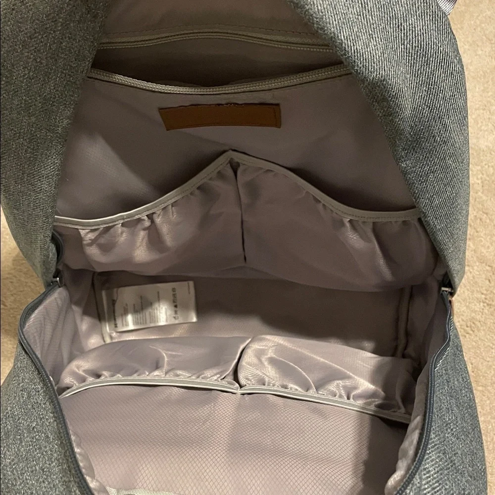 EUC Uppababy Gregory blue backpack diaper bag with attachable stroller straps - Picture 9 of 13